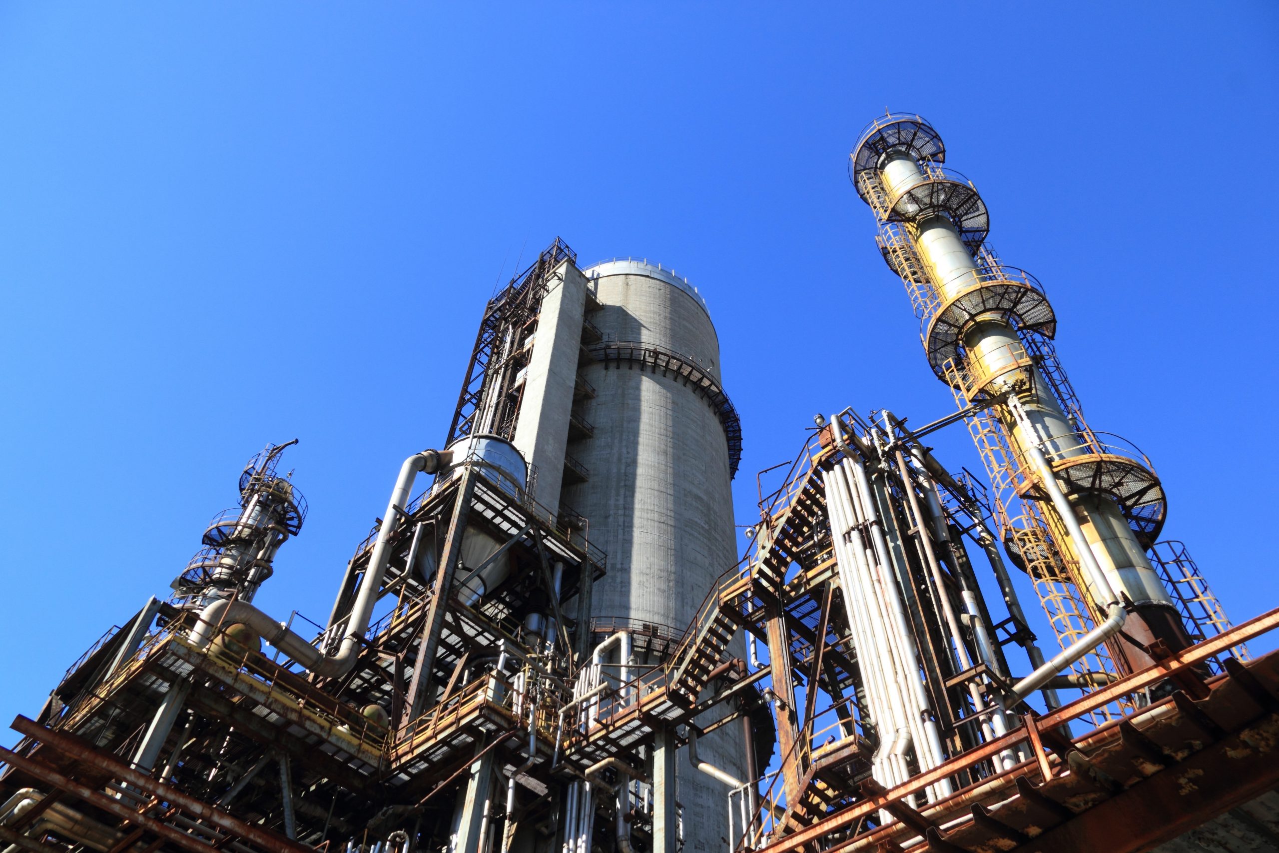 crisis-command-chemical-plant